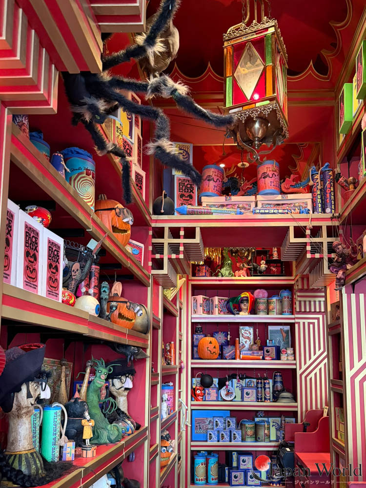 Intérieur de Zonko's Joke Shop à The Wizarding World of Harry Potter, Universal Studios Japan