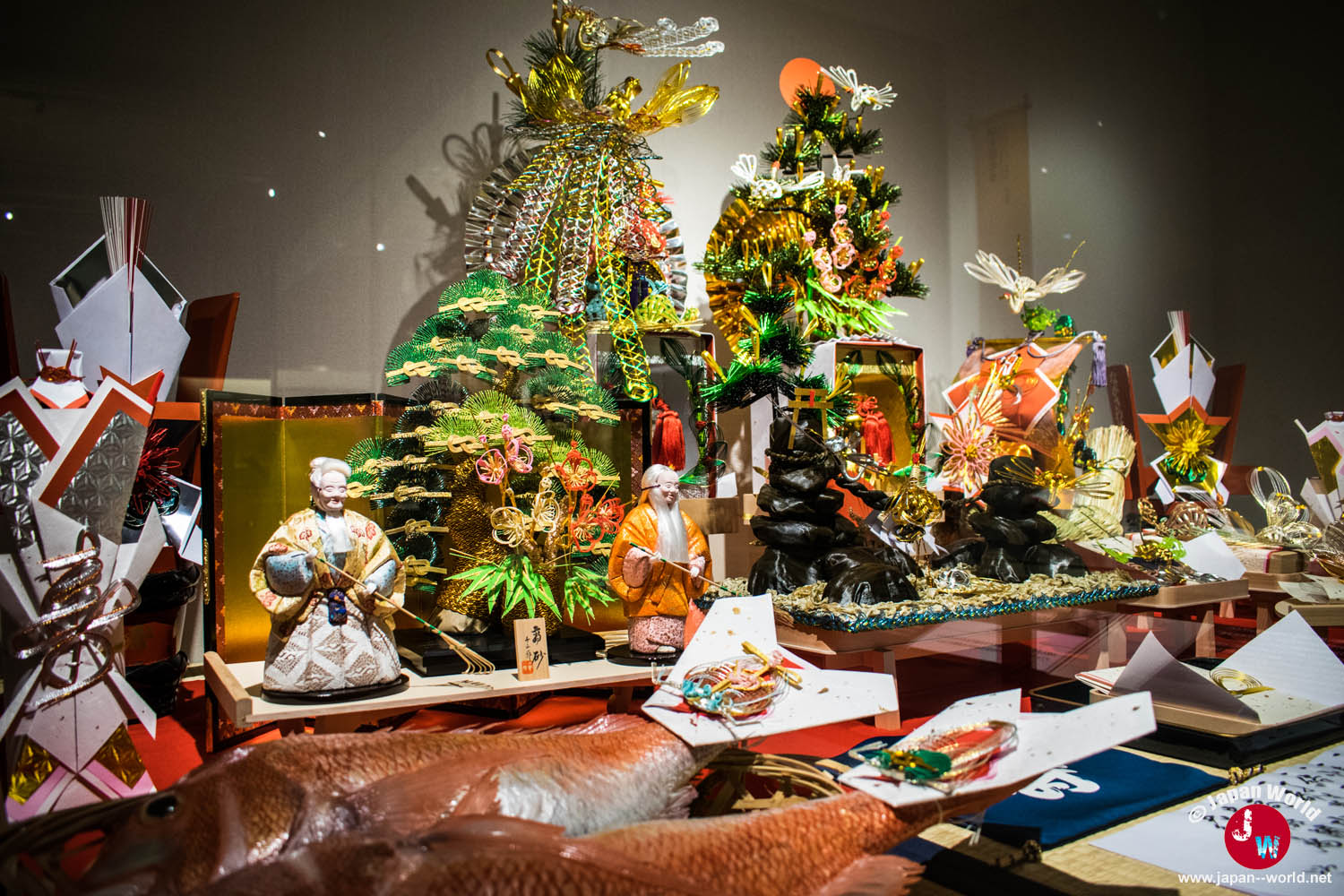Décorations traditionnelles offertes lors de fiançailles à Hakata