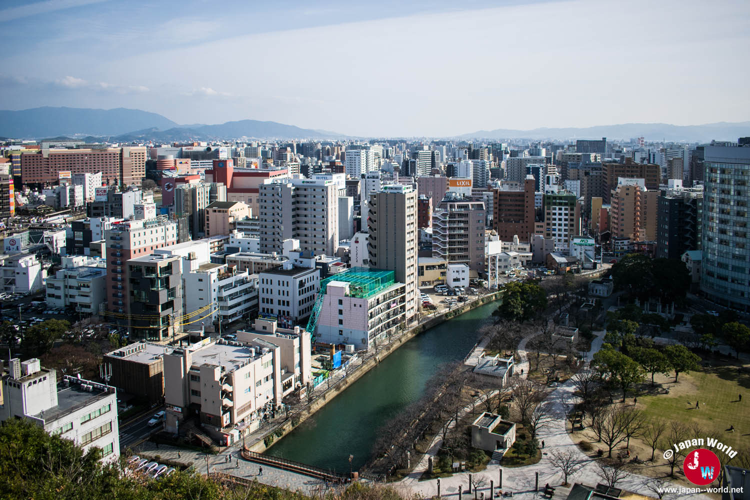 Rivière Naka, Tenjin Central Park et centre de Fukuoka vus d'en haut