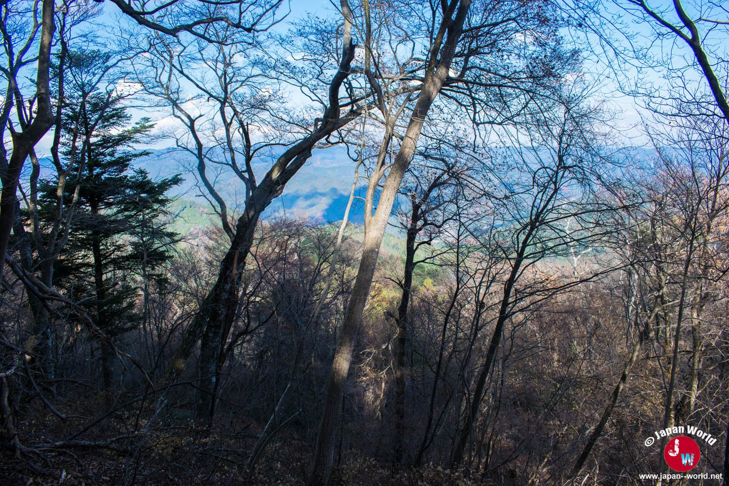 Panneau vers Iwatakeishi depuis le mont Takamizu-yama