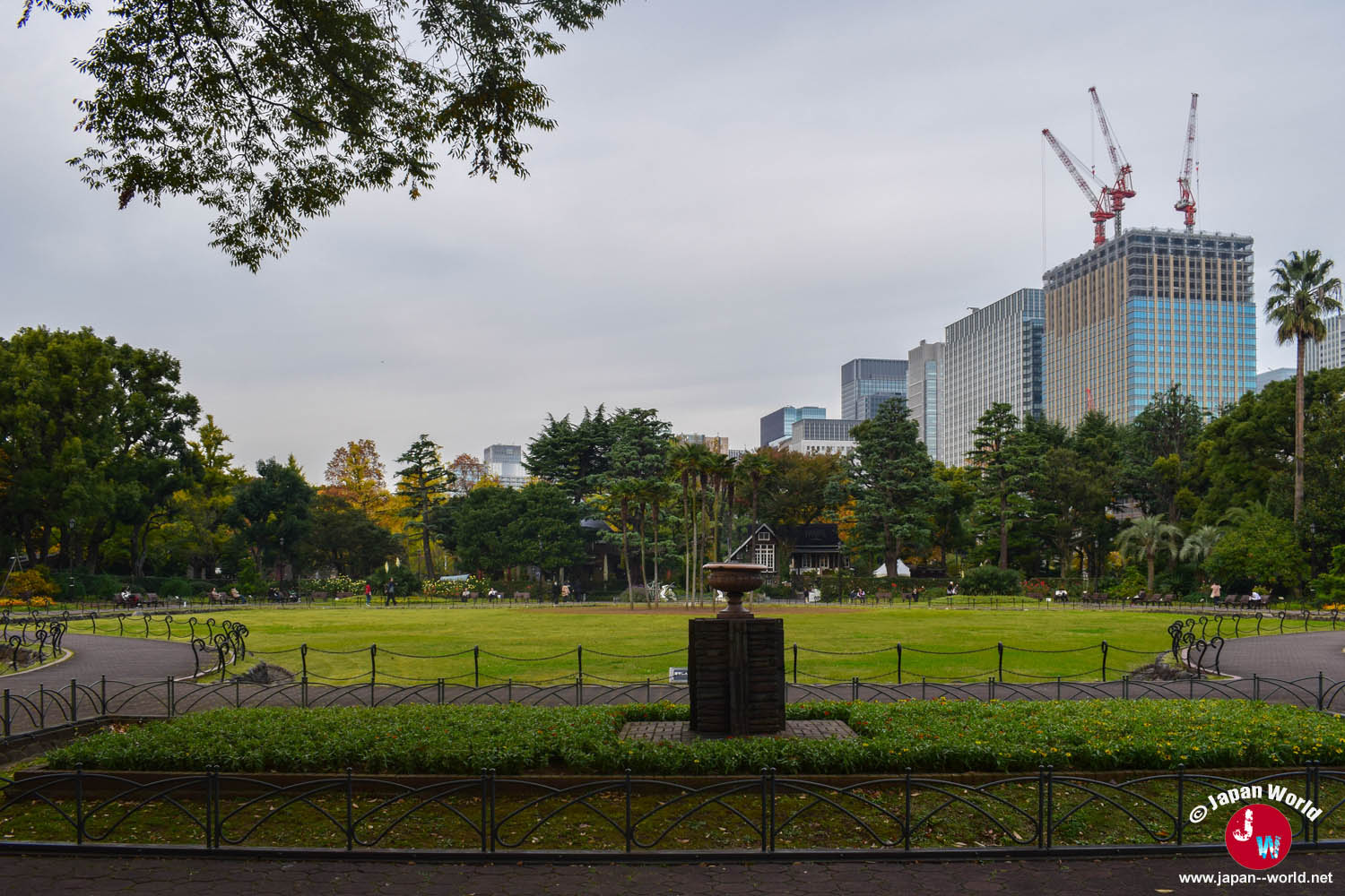 First Flower Garden au parc Hibiya en 2017 First Flower Garden au parc Hibiya en 2017