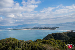 La vue à Shiomi Park sur l'île de Shikanoshima