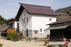 L'auberge traditionnelle, minshuku, Honke Ogiya à Ouchi-juku
