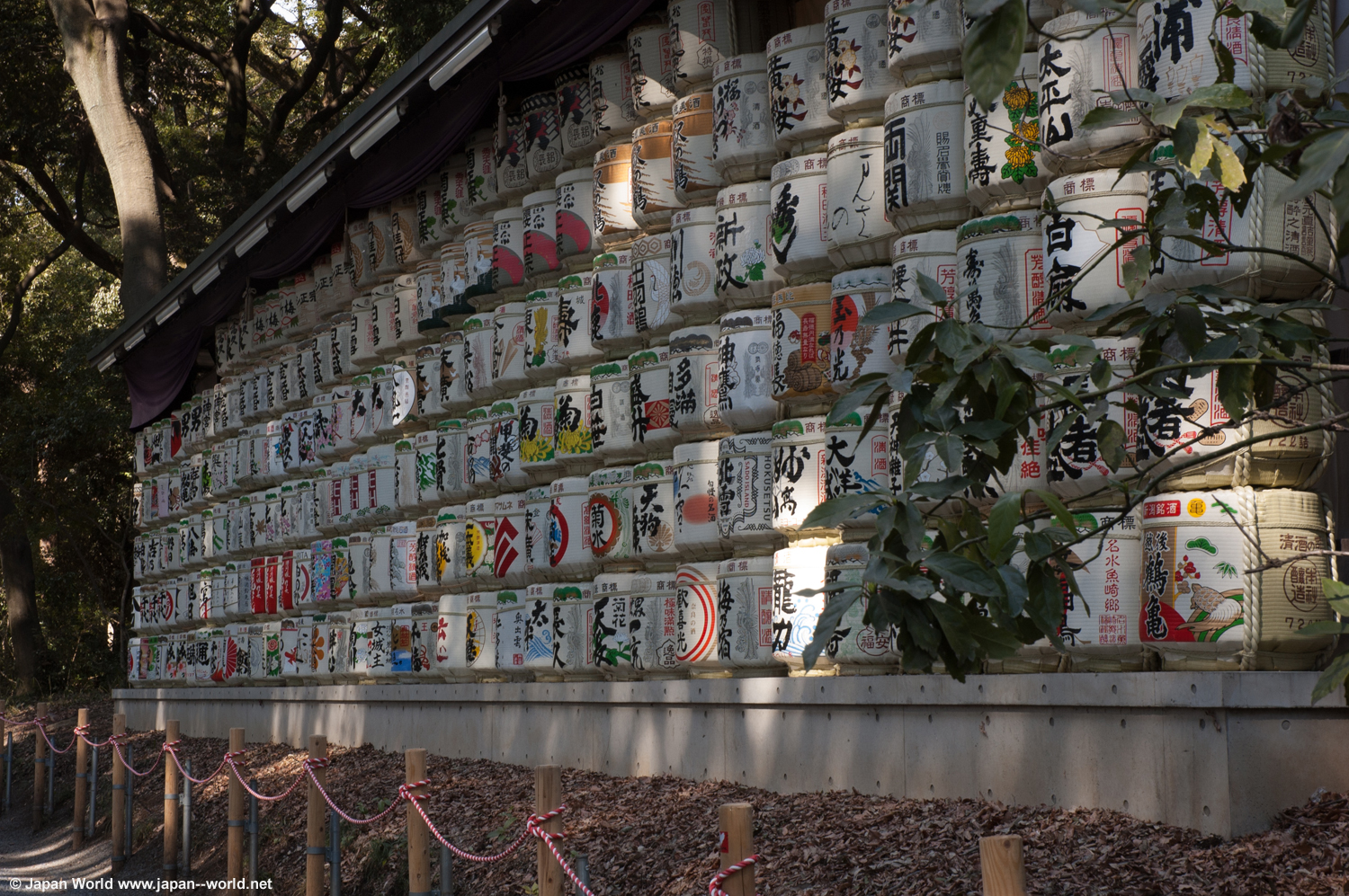 Barils de saké du Meiji Jingu Barils de saké du Meiji Jingu