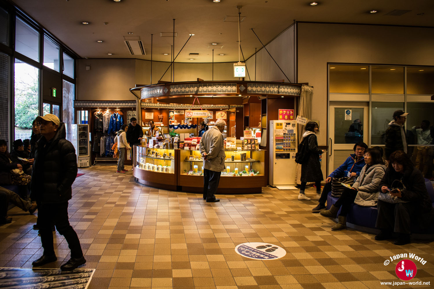 Espace d'attente de l'Asahi Beer Hakata Factory à Fukuoka
