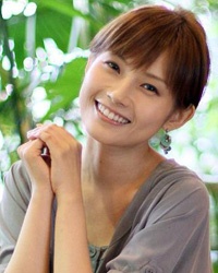 Abe Natsumi Image 1