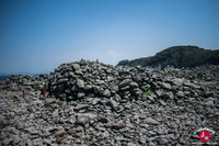 Monticule de pierre sur l'île d'Ainoshima à Fukuoka