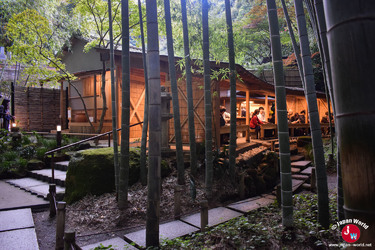 La maison de thé du temple Hokoku-ji La maison de thé du temple Hokoku-ji